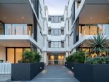 HELM CREMORNE