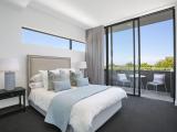 HELM CREMORNE