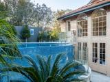 Jakin Luxury Living