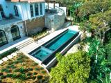 Robbie Stratti - Stratti Building