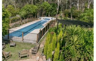 FREEDOM POOLS KENTHURST