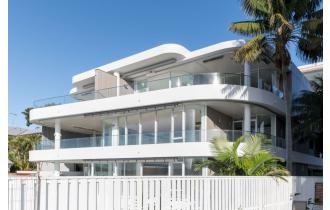 ULTRA Building Co 