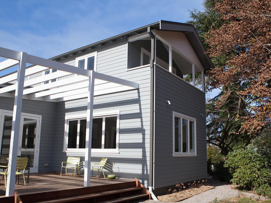 DC CONSTRUCTION CO. LEURA