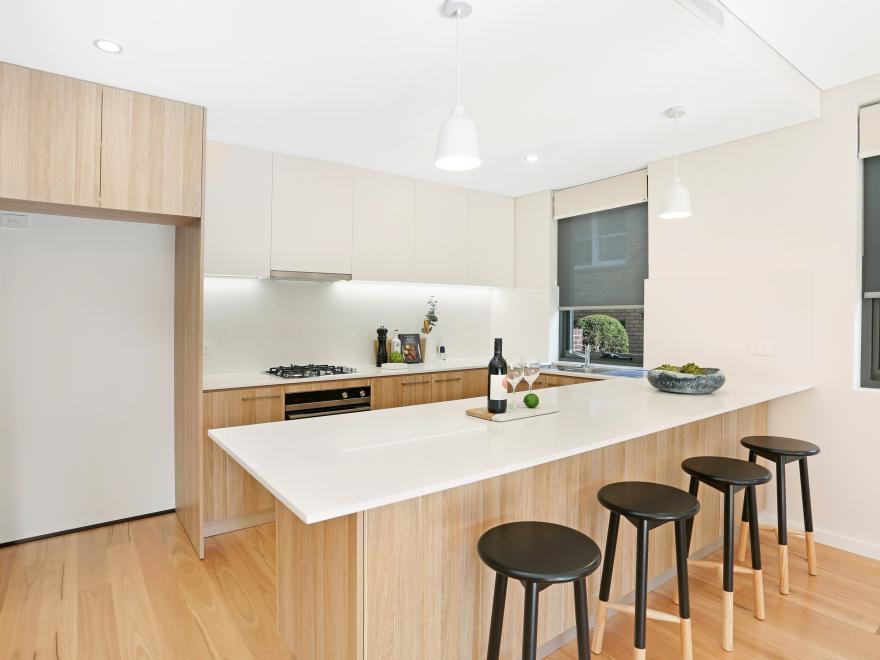 KINGSCORP MORTDALE