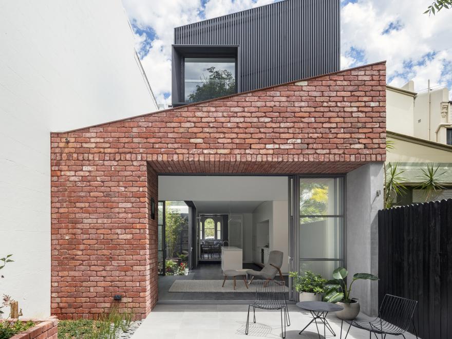 HISPEC CONSTRUCTIONS GLEBE