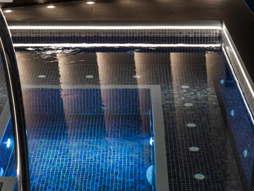 CRYSTAL POOLS PTY LTD