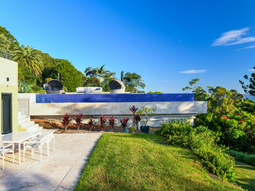 ARTESIAN POOLS 