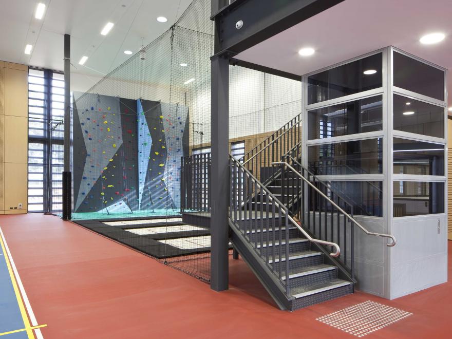 FDC CONSTRUCTION & FITOUT PTY LTD