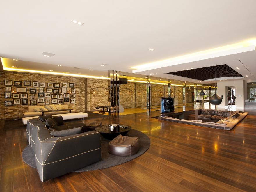 SUMMUT DEVELOPMENTS