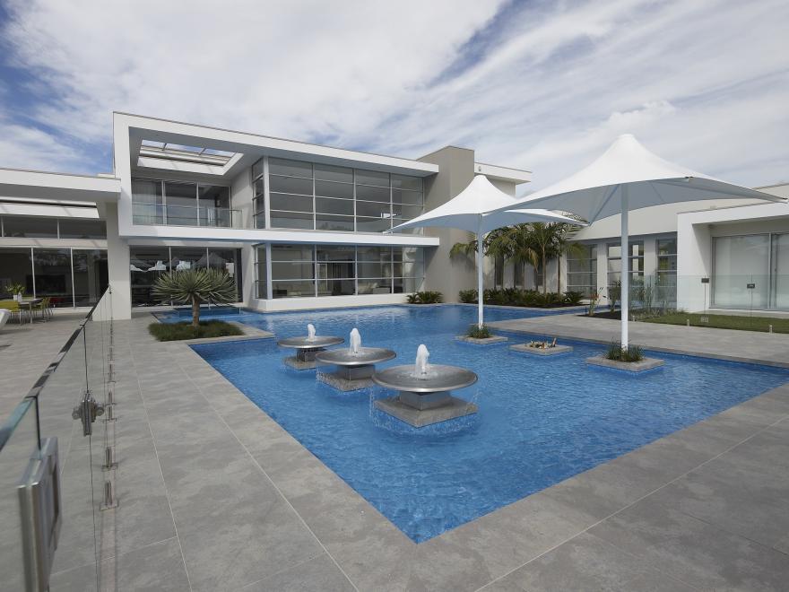 SPLISH SPLASH POOLS