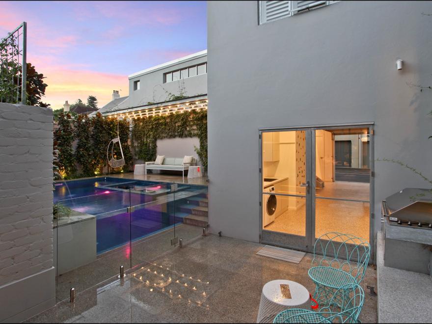 FREESTYLE POOLS