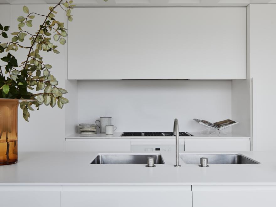 KINN CONSTRUCTION