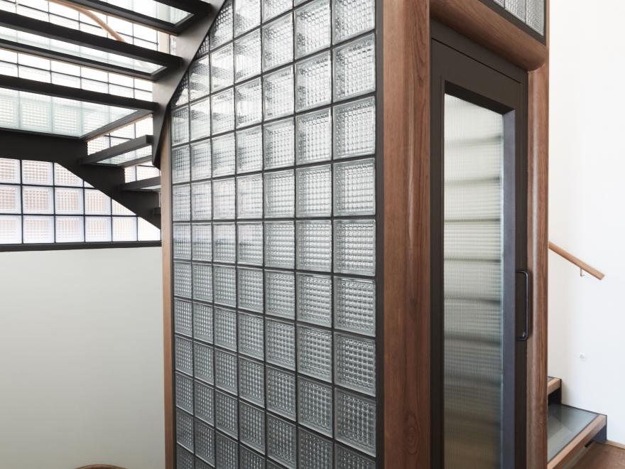 KINN CONSTRUCTION