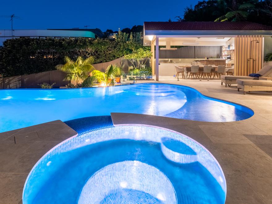 Jakin Luxury Living