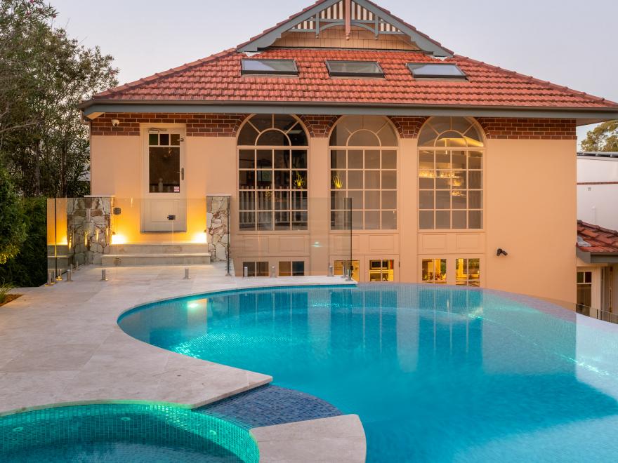 Jakin Luxury Living