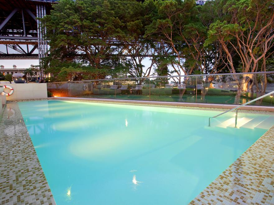 SUNSET POOLS