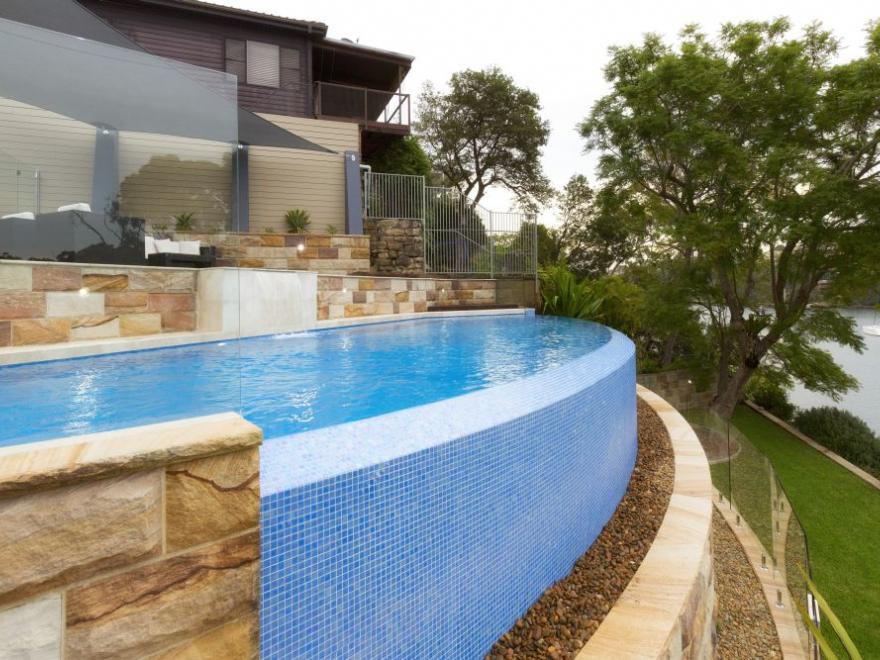 SPLISH SPLASH POOLS